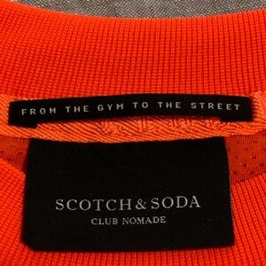 Scotch and soda woman’s club nomad sweatshirt